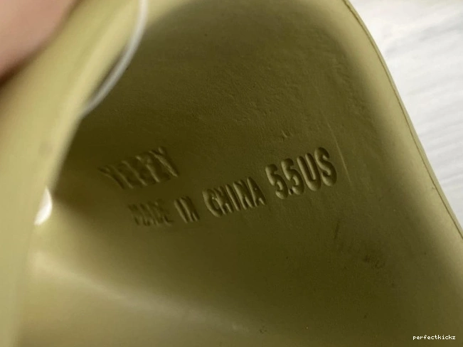 FX0494 'Resin' Adidas Slides Yeezy 0817